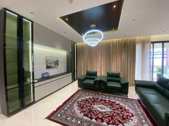 Embassy Lake Terraces